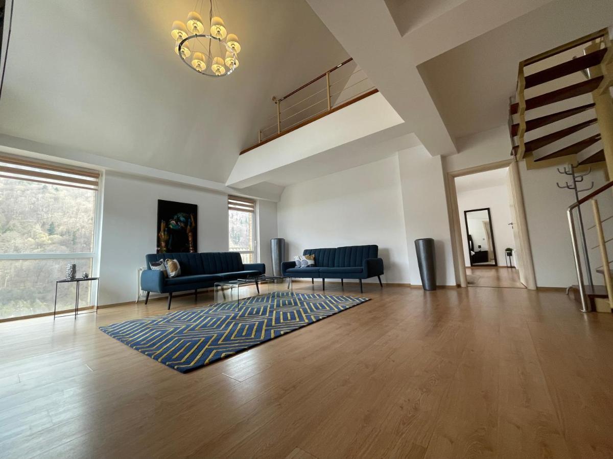 Appartement Kyra Luxury Penthouse à Sinaia Extérieur photo