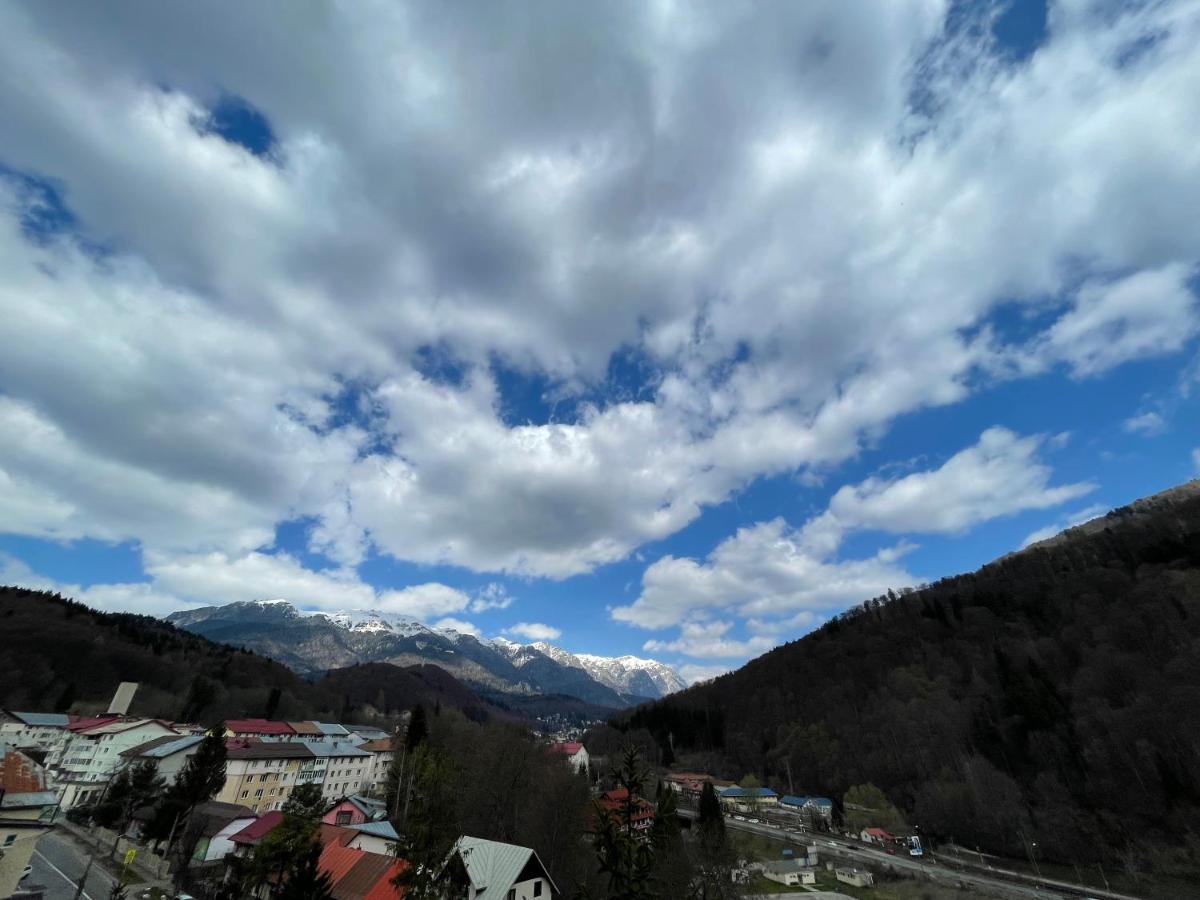 Appartement Kyra Luxury Penthouse à Sinaia Extérieur photo
