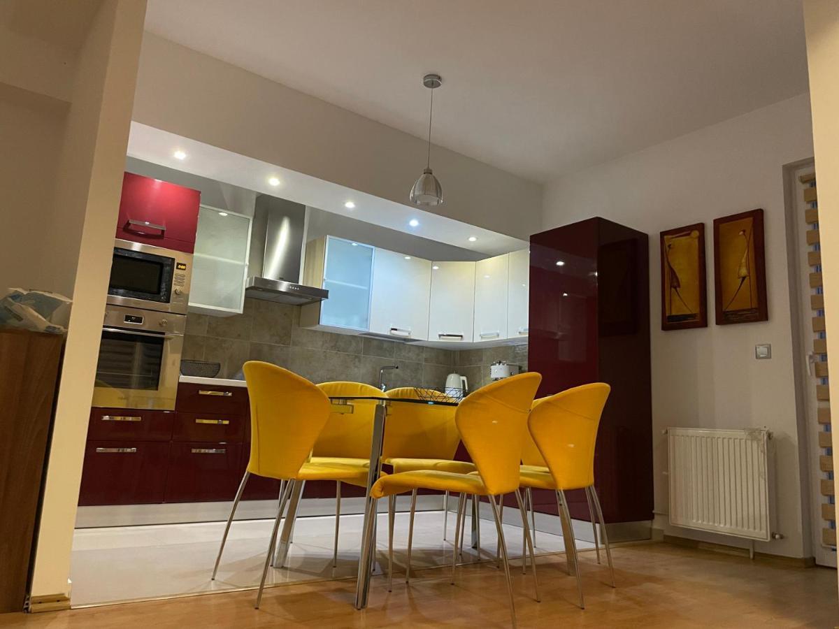 Appartement Kyra Luxury Penthouse à Sinaia Extérieur photo
